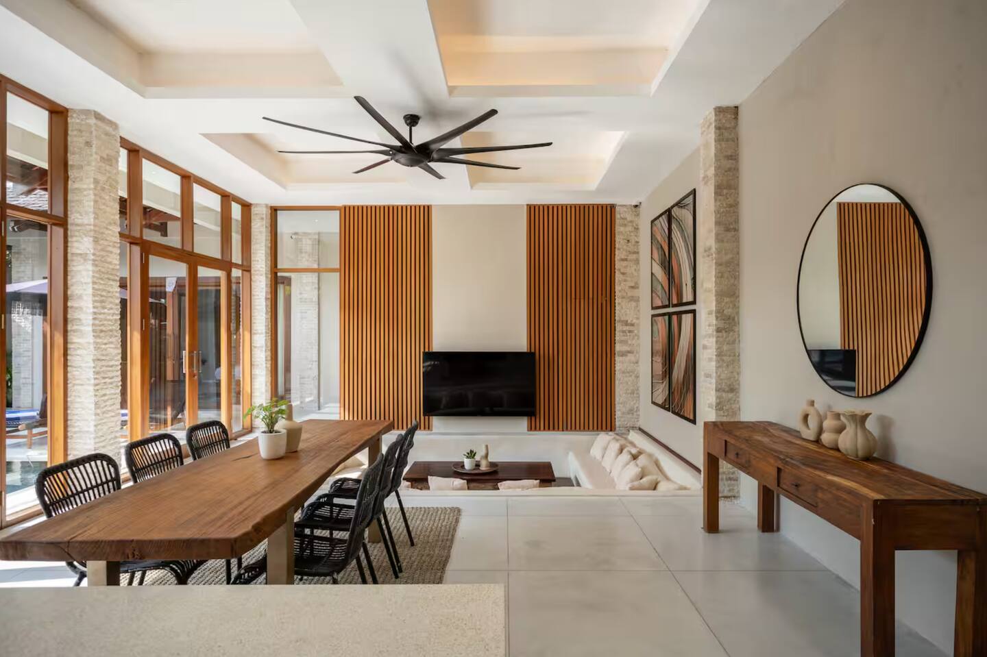 10d9a7f6-7648-46d8-ae74-cd20cab84113