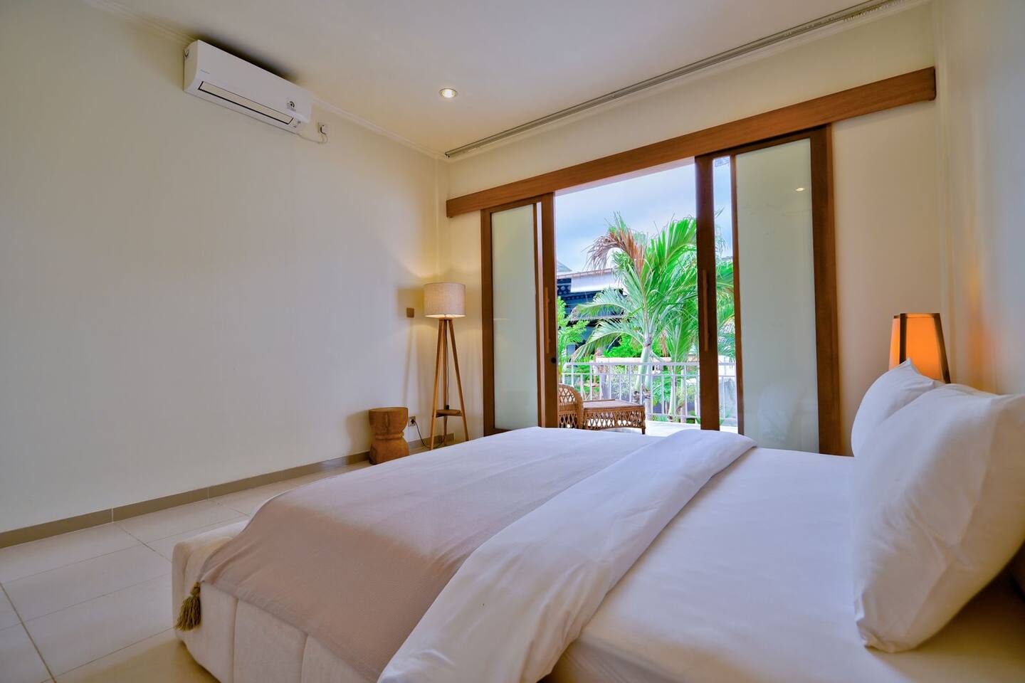 34114df0-cf64-42da-a37b-693459a0e850