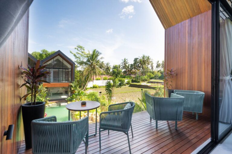 6b93101b-2dcc-4e58-bf1a-f9cd6fd67ad7