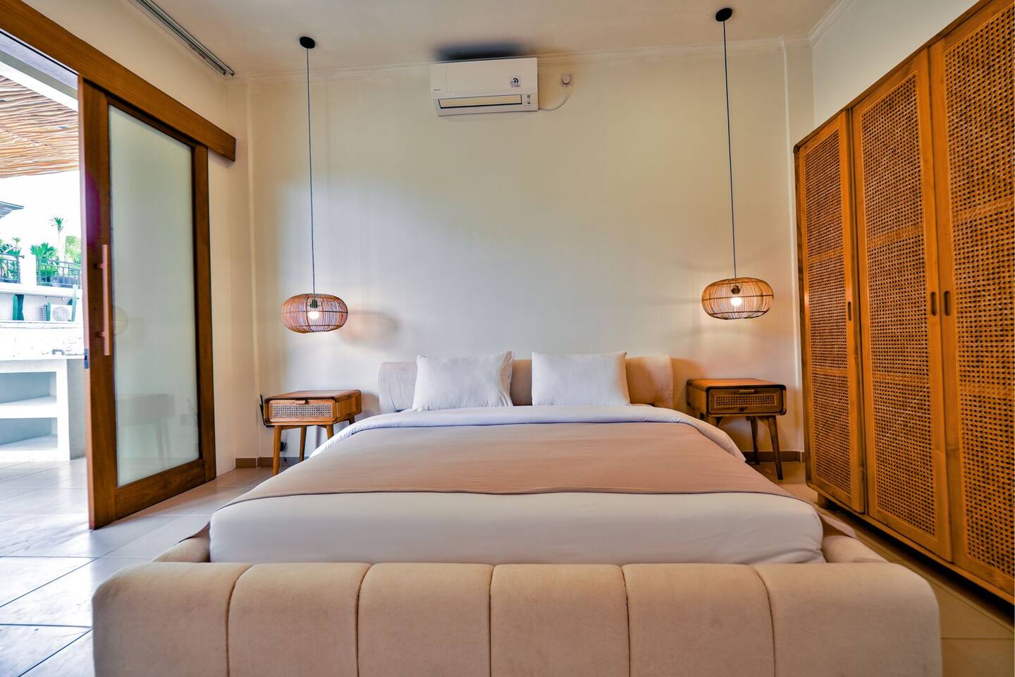 74b8d6d0-1c95-4129-a5d6-2ae8ec33a515