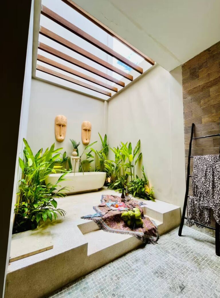 7f8d658d-5c0a-4738-b35d-56a886de2182