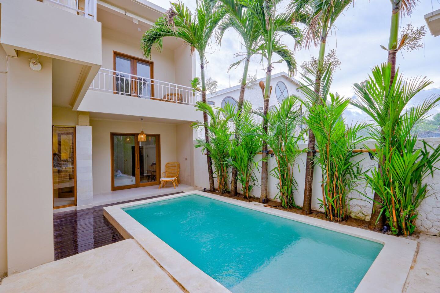 8779efa2-3998-47d5-b590-cea9a4cc12f4