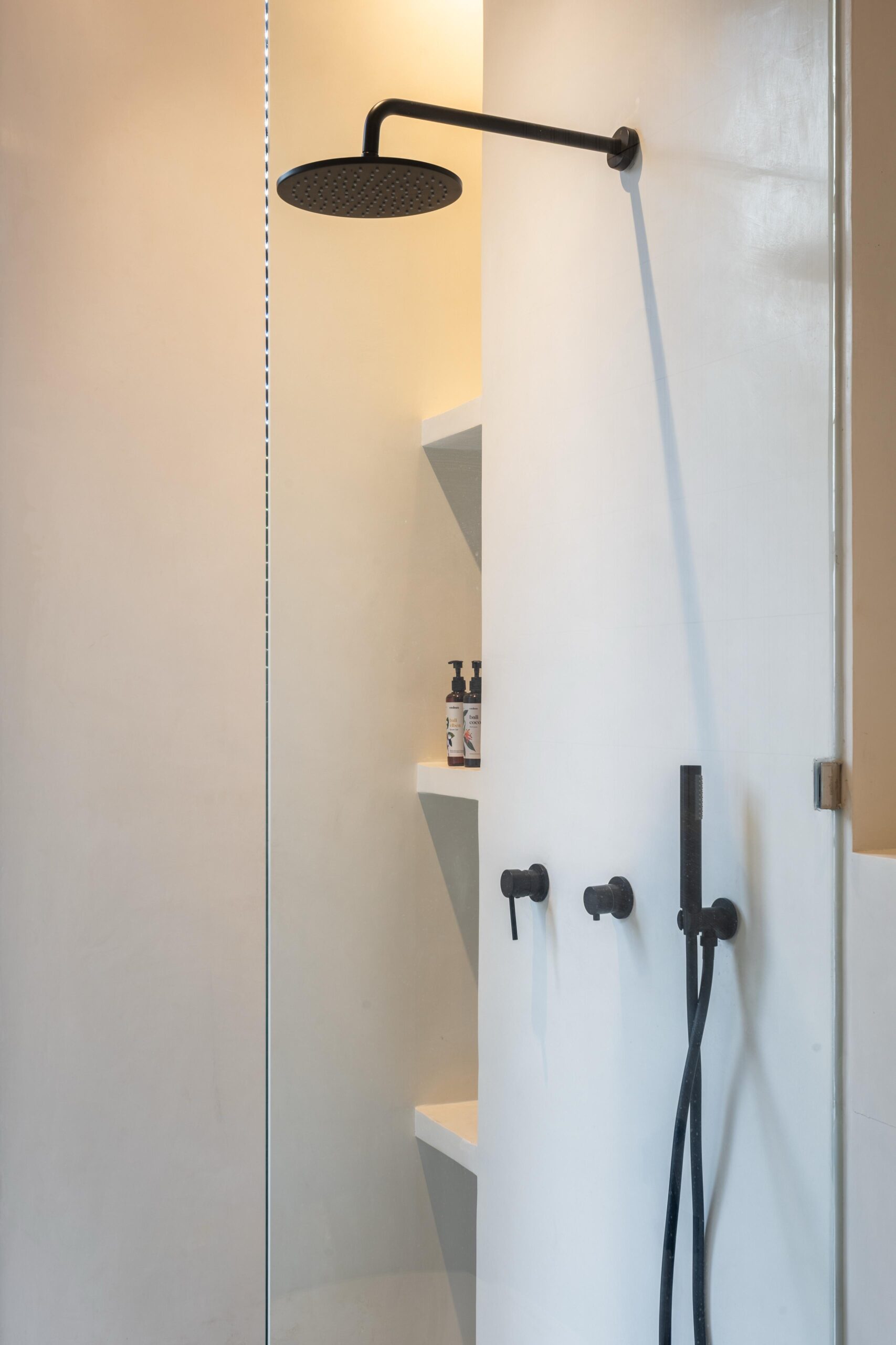 WhatsApp Image 2025-06-09 at 10.08.38 (3)