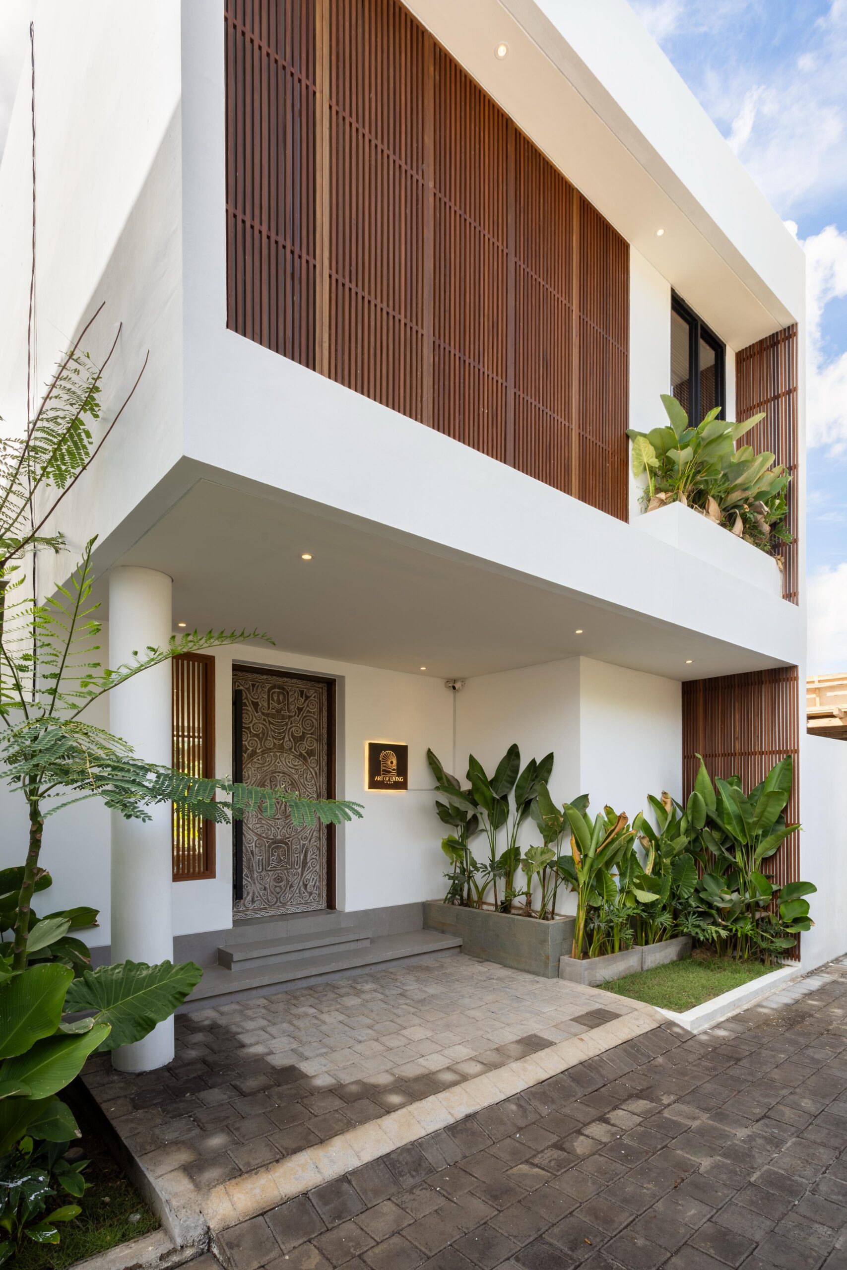 WhatsApp Image 2025-06-09 at 10.08.39 (3)