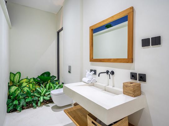 WhatsApp Image 2025-06-30 at 21.33.54 (1)