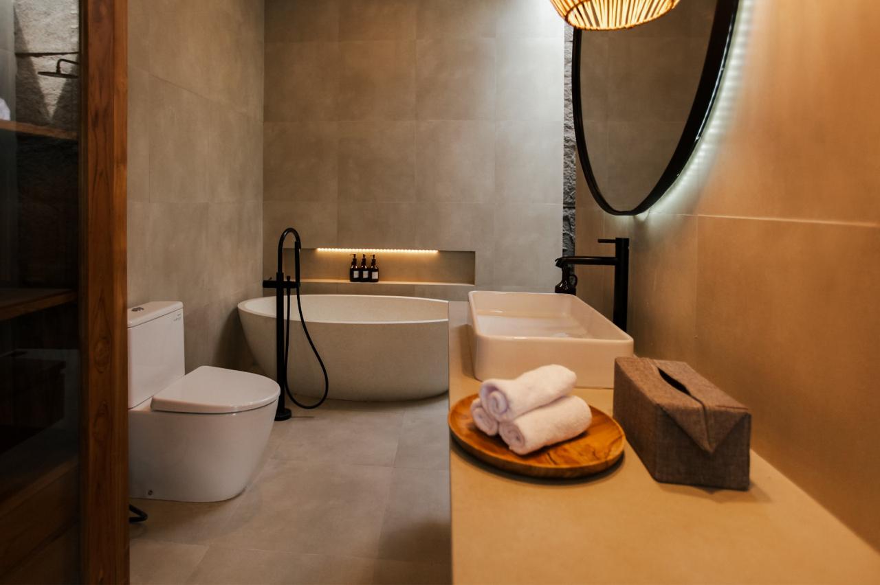 WhatsApp Image 2025-09-09 at 13.50.43 (1)