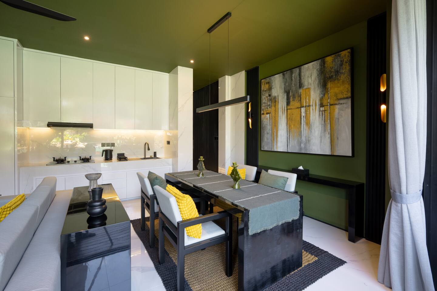 a412936d-ae58-47cf-b652-9c153f491135