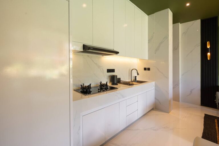 d15da0e8-a3f3-45af-aac8-3b9331cddafc