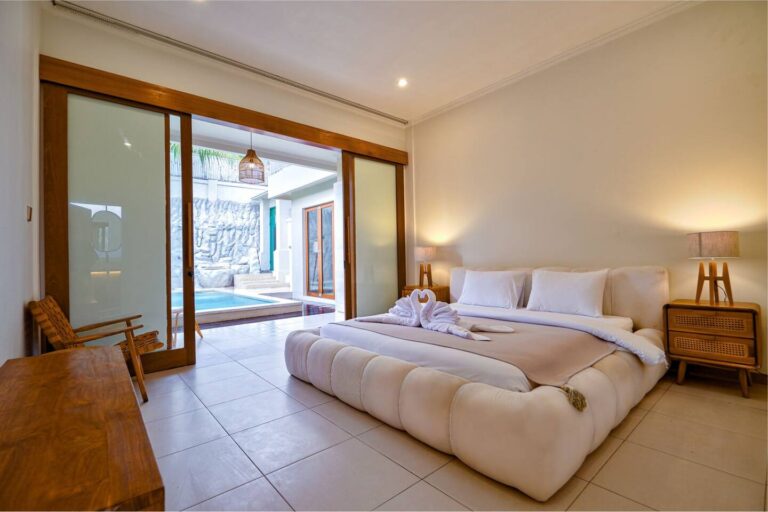 e802a222-9b02-424e-810e-f23bec383548