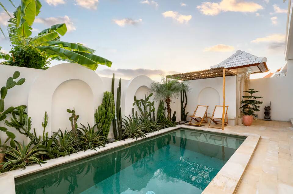 e871a971-2963-40d7-96da-3ee49c707d6e