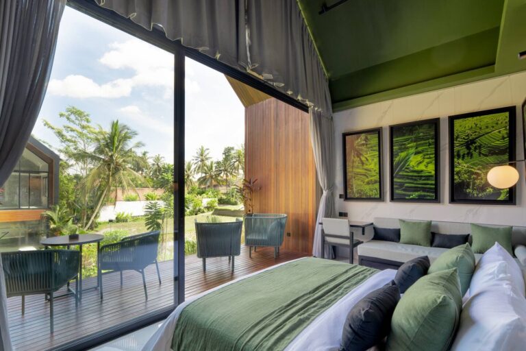 ea27c5fe-932a-4481-85bf-0ce011d3607b