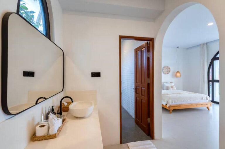 f29035e6-3bef-4f41-b076-00d0b038eb2c