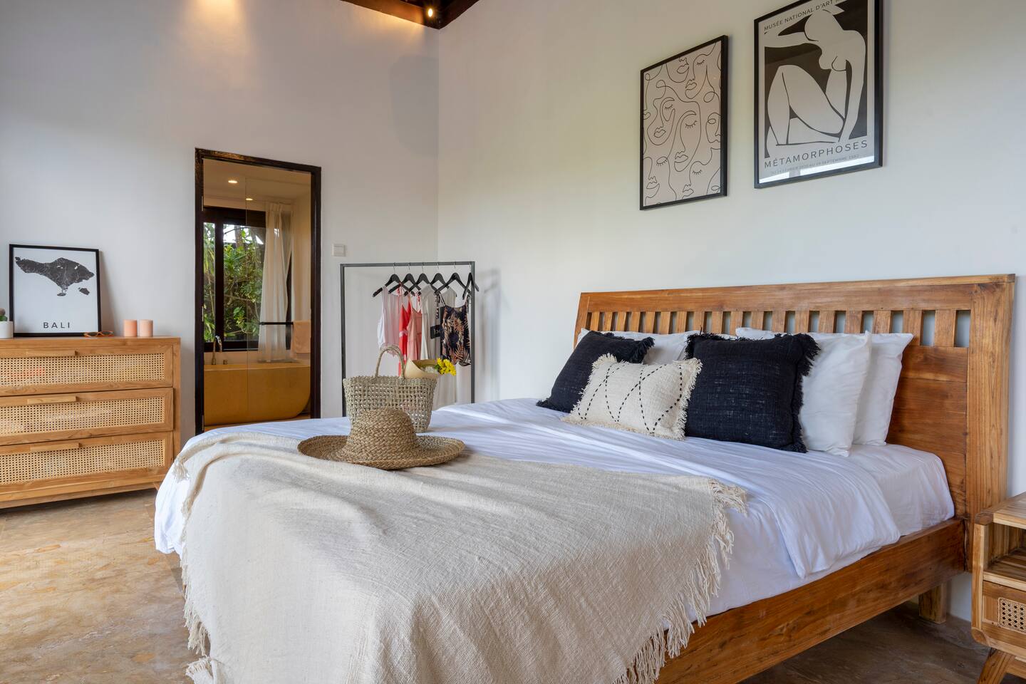 61487137-3c61-49f3-a773-fad58258353c