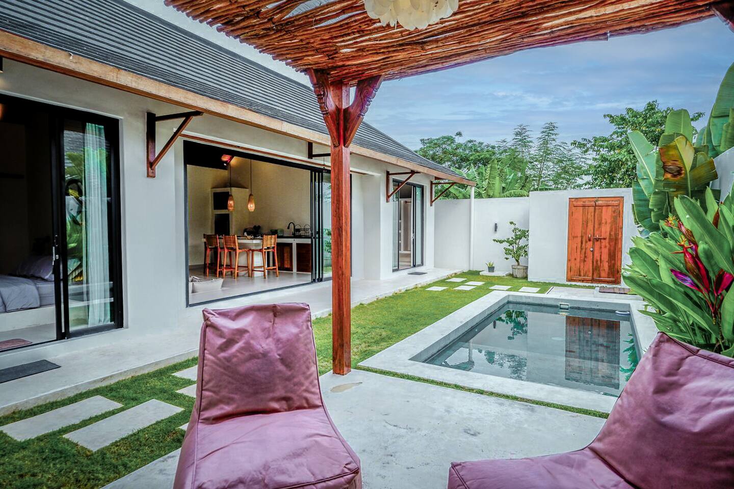 7c0557c6-19eb-4579-ae21-2d9d698fb6d2