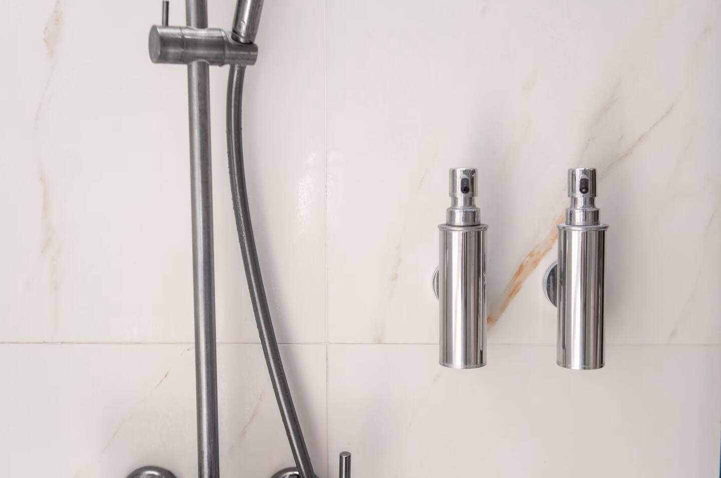 15bb8ab9-ea8d-46f8-8123-bbfc99c0f6d9