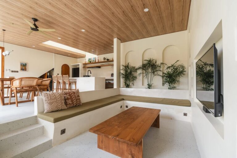 261826b8-244e-40-yddbZ