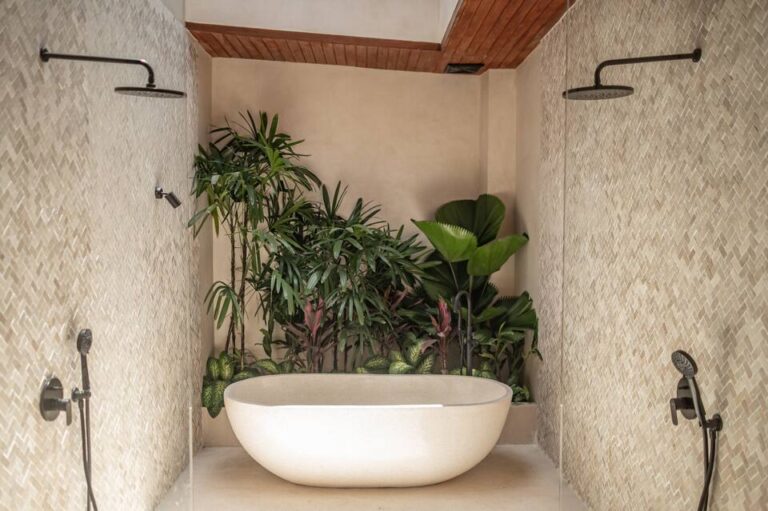 2dd8f7f6-0ef7-475f-8893-e2b0ec8582db