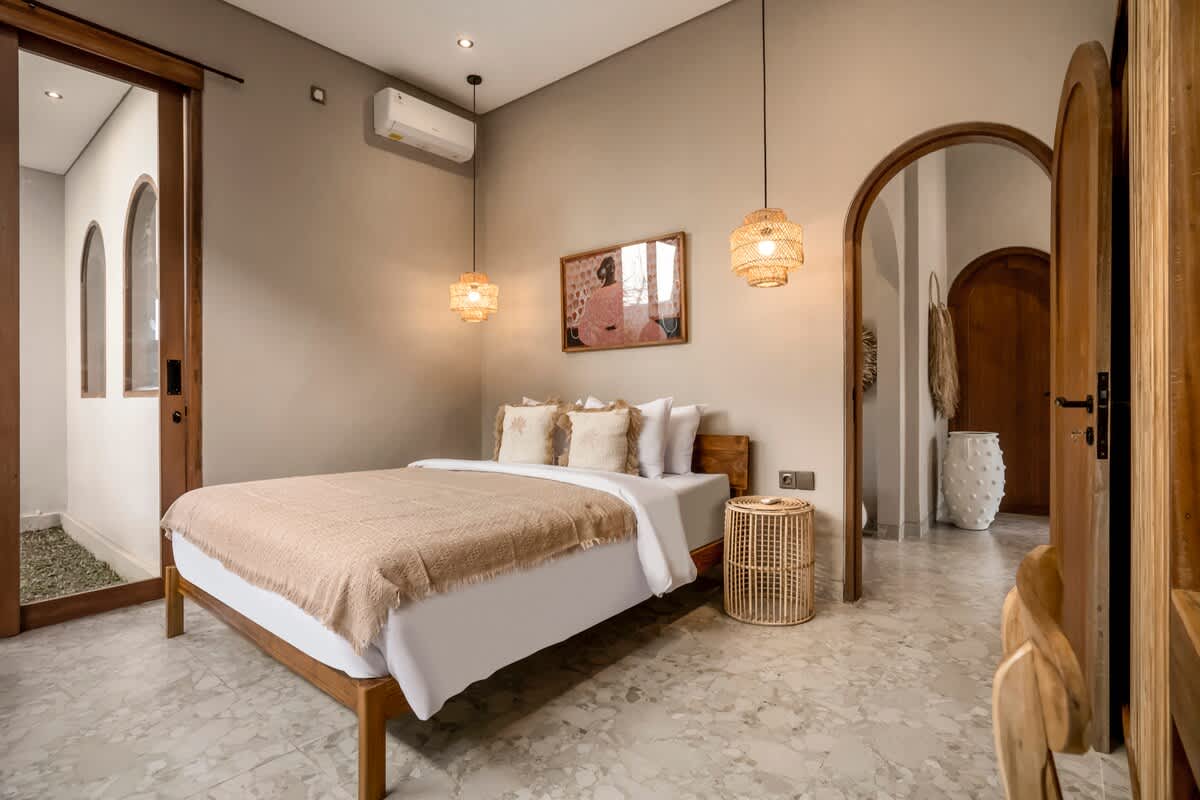 3557ea27-c94f-44-CksXj