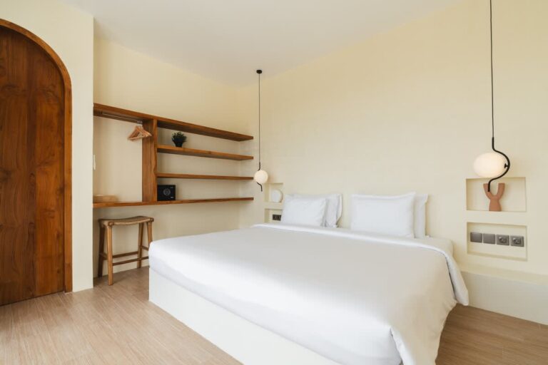 5da3daa6-a7c2-4b-RC1-J