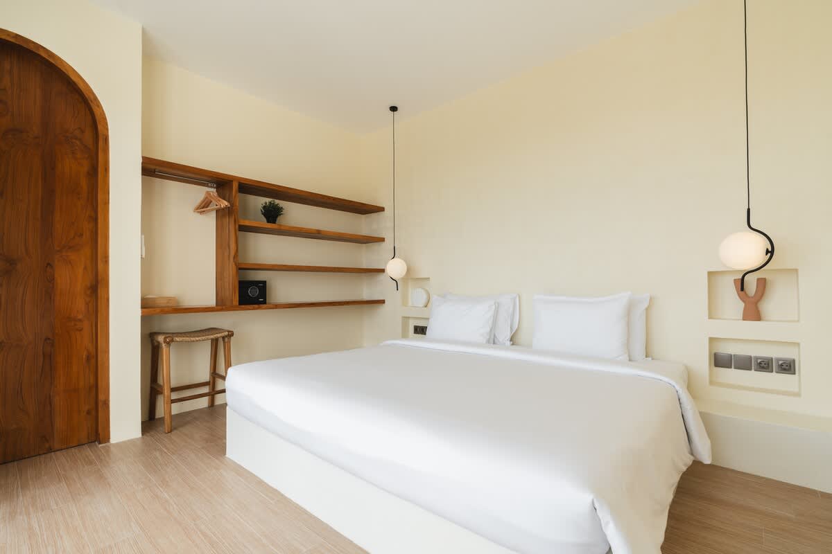 5da3daa6-a7c2-4b-RC1-J