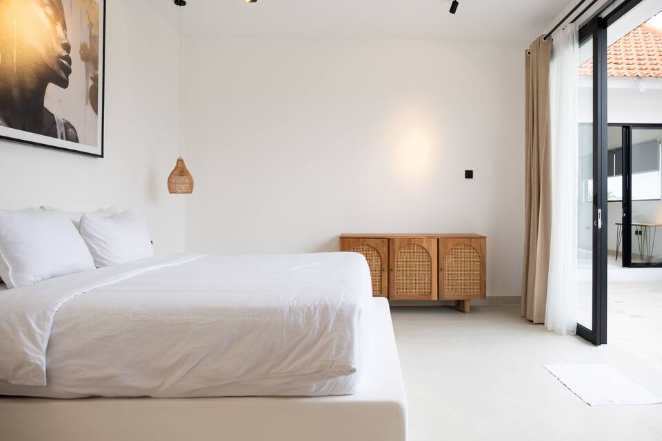 88eec7aa-632b-448c-8c8a-d2e7a2d714f1