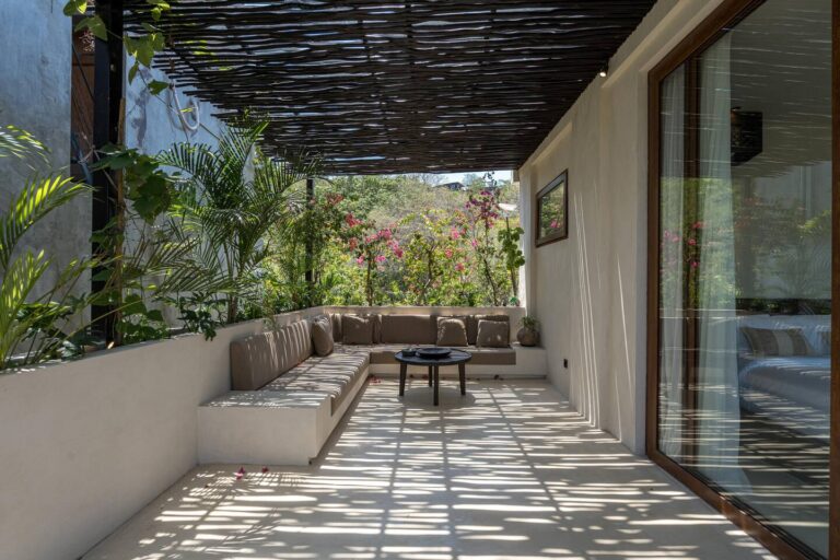 93e12062-80e8-415b-83d9-7b1cec1c62d0