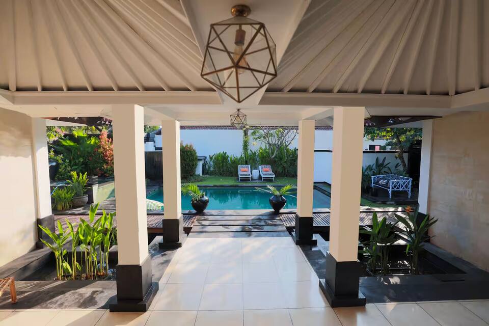 b43a68d2-0e82-4664-b486-2e6bfee5c298