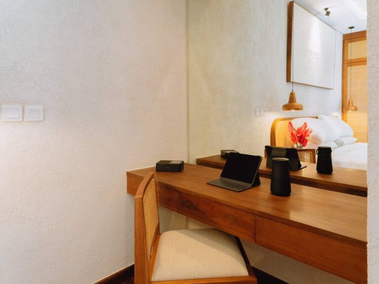 cbf5defd-4245-496b-8641-442ac51c8061