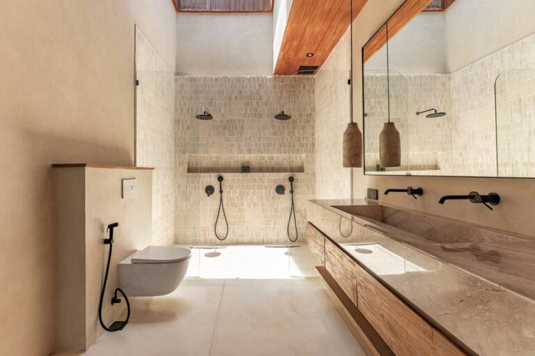 d76578ab-b3e1-40ae-9abe-81b1001c8bd5