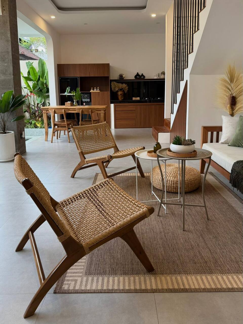 e325608d-1f29-4287-b602-e1c0719777ae