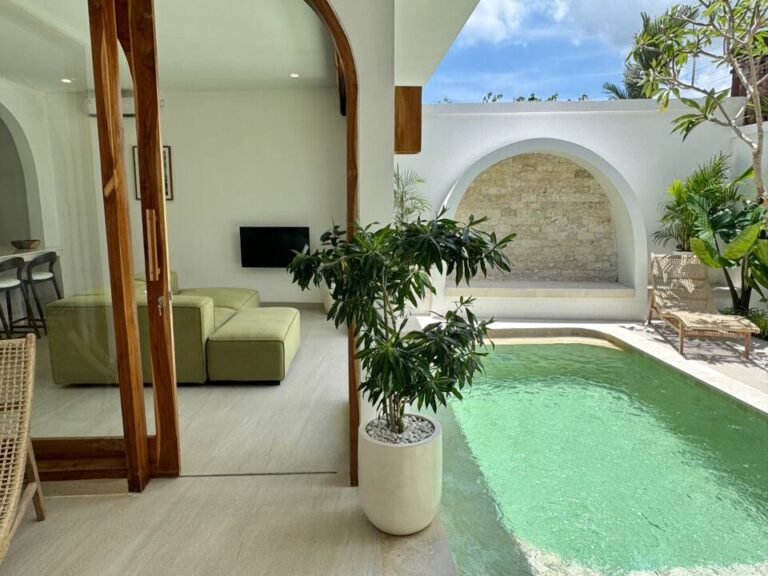 e345c319-c9e6-4aa7-b3c4-48f522159693