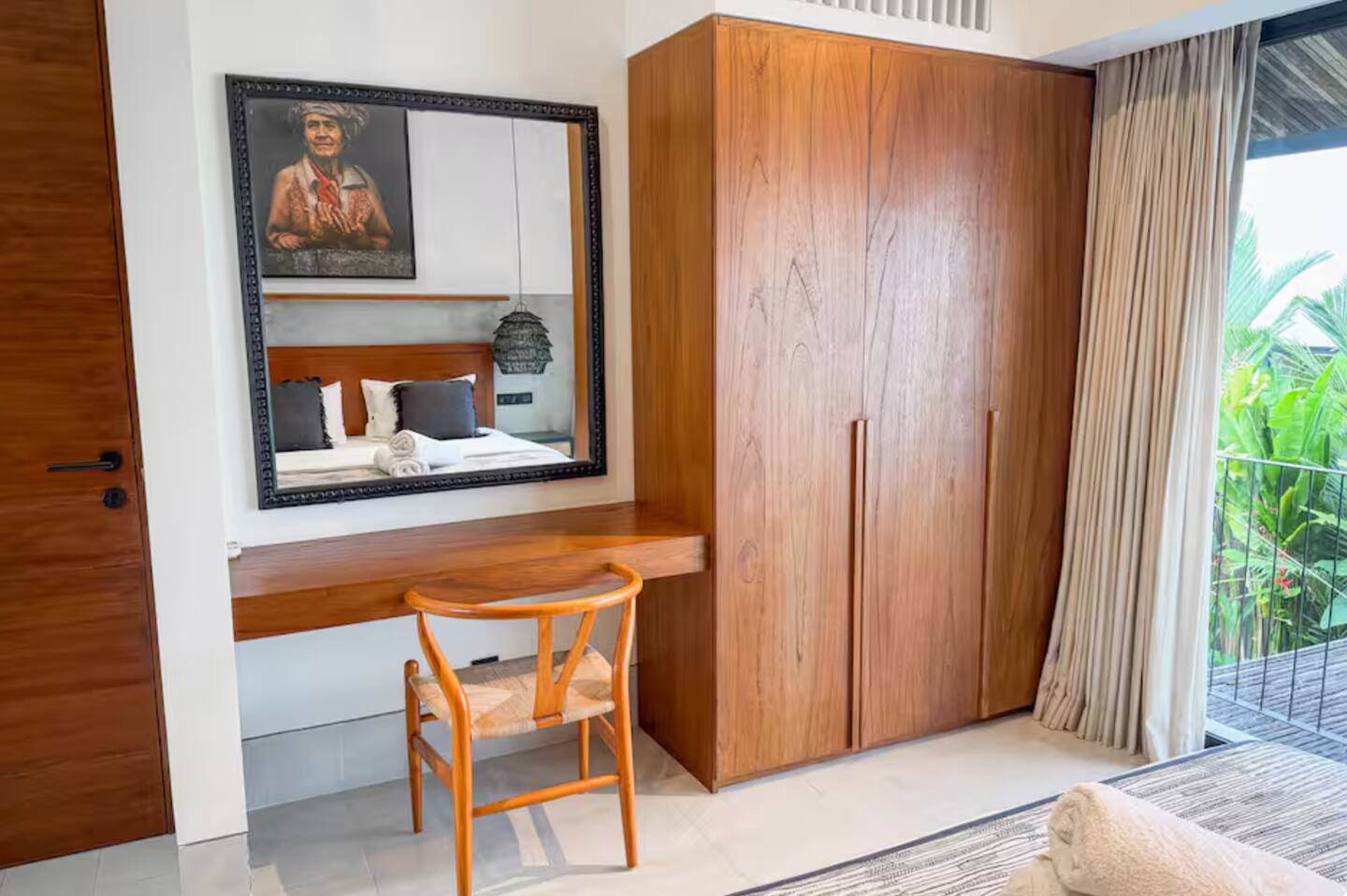 1a1767b8-9cd0-4ff9-a278-21729b38060d