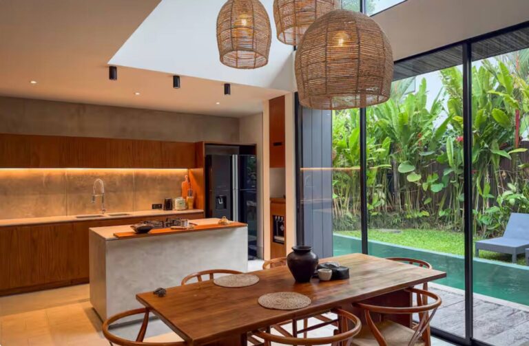 61f2e60b-a1fd-40cc-a55d-40c5e0dfba5f