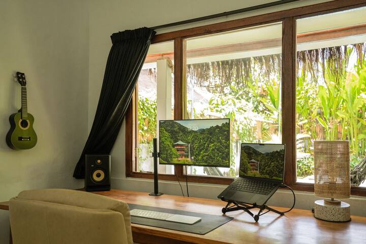 8906e6d9-5b80-45f0-b99c-6bd56f37a9c8