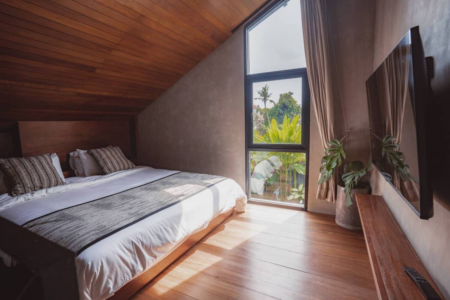 902d579a-296d-4ce0-b2cd-34b5221c5269