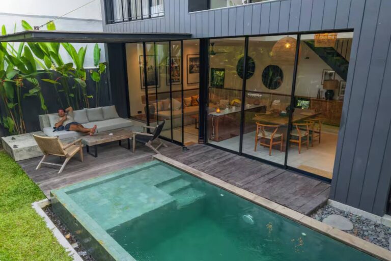 b08afffc-7e6e-4525-9514-17d0e5b92c8d