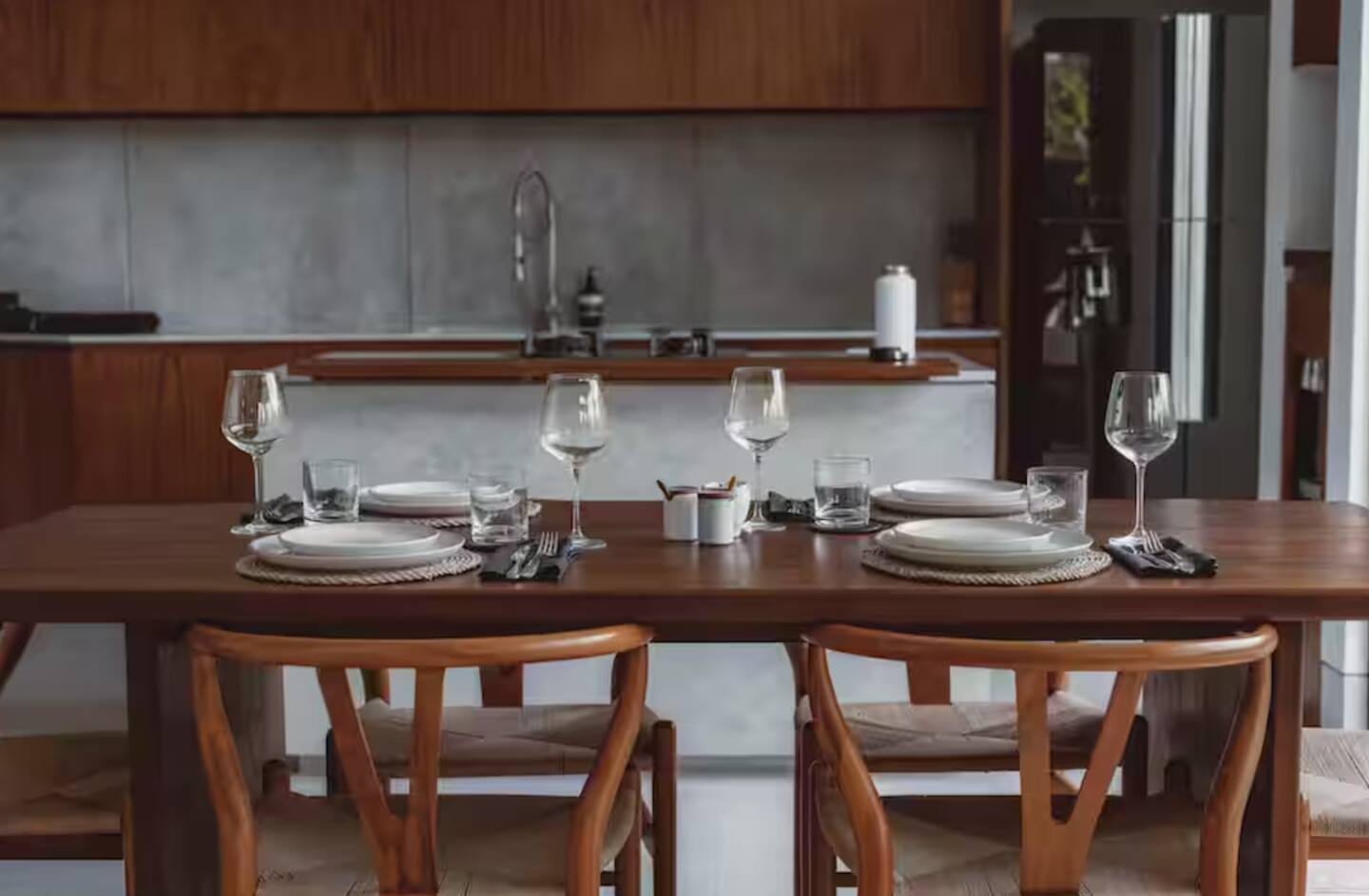 db2b87f9-b146-4254-a4fb-fcf204e38e9c