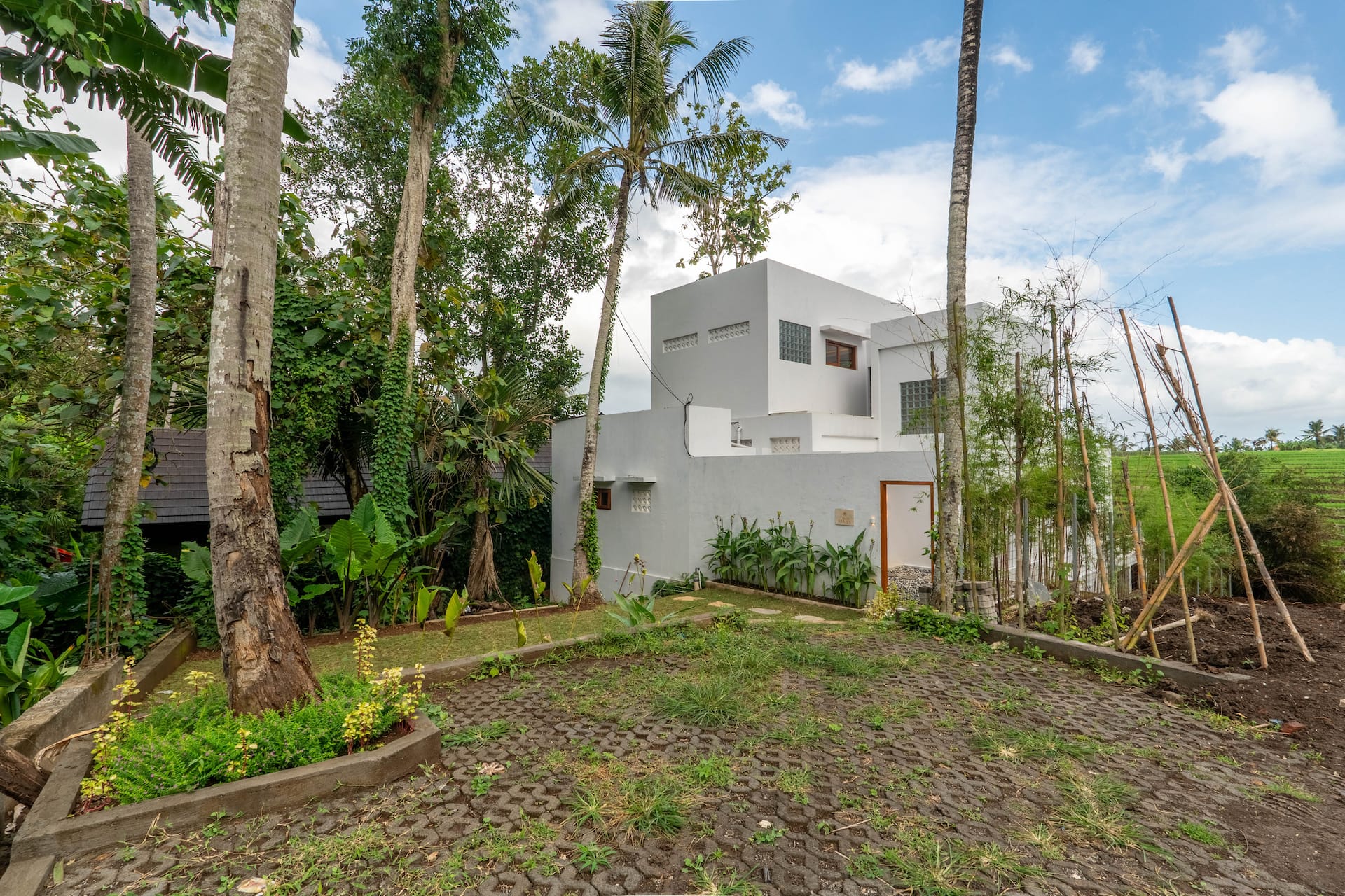 villa-9017-71-1
